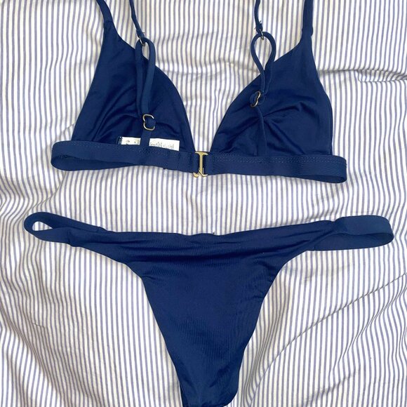 Navy blue Vitamin A swim bikini size S/M - Picture 2 of 9